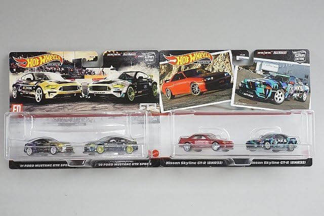 Amazon | 日産 スカイライン GT-R レッド など2台セット Amazon | 日産 スカイライン GT-R レッド など2台セット
